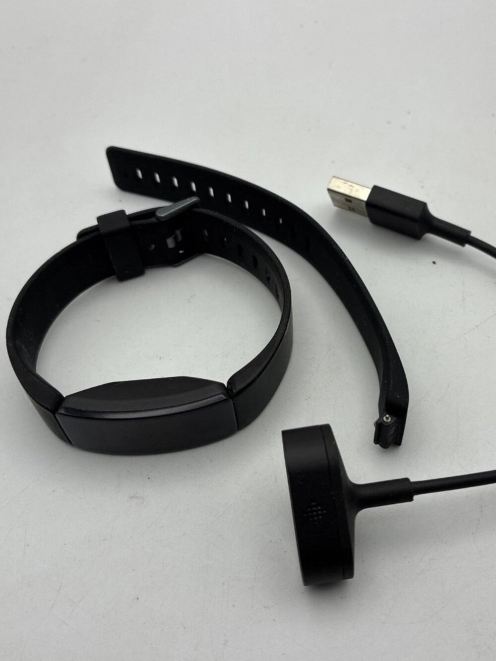 Fitbit Inspire HR Fitness Tracker-Black w/Charger & Extra Band (Sz Large) #062